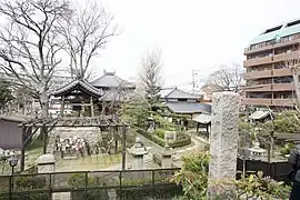 寂光寺(江口の君堂)