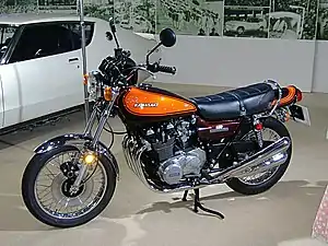 カワサキZ-1(初期型、通称火の玉カラー)