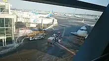 ターミナル D