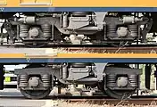 KD-71F（写真上 電動車用）KD-71G（写真下 付随車用）