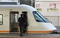 運転乗務員交代津駅にて
