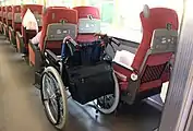 車椅子対応座席使用時