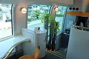 2階アプローチ階段のプランター
