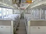 中間車