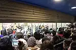 シャッターが閉まる瞬間