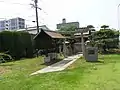 敷地内にある稲荷神社