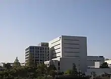 本社屋