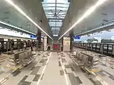 プラットホーム