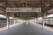 2・3番線ホーム(2023年7月)