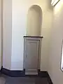 階段踊り場のニッチ