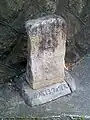 笠岡市金浦の道標。