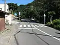 馬渡橋付近 - 手前が起点側で、左折すると馬渡大坂
