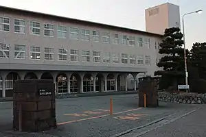 金沢伏見高等学校校舎