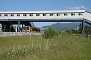 更地となった蒲原鉄道五泉駅構内。終端側より。（2010年5月）