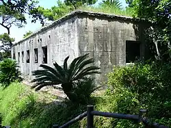 金子手崎防備衛所の建物跡
