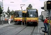 左：2次車（531）、右：1次車（516）（1988年撮影）