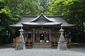 拝殿