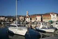 カシュテル・スタリの町