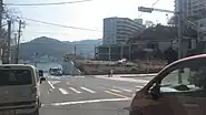 国道135号へ入る大学病院前の交差点