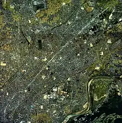 春日井市中心部周辺の空中写真。1987年撮影の15枚を合成作成。国土交通省 国土地理院 地図・空中写真閲覧サービスの空中写真を基に作成。