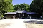 糟目春日神社拝殿（渡刈町、2019年（令和元年）8月）