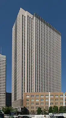 文部科学省が入居する霞が関コモンゲート東館(中央合同庁舎第7号館)
