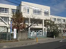 交野市立岩船小学校(2012年1月5日撮影)