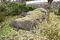 天井石（手前から）