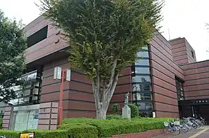 川越市中央図書館
