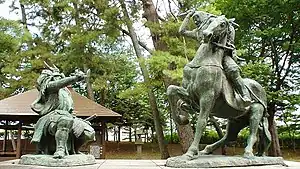 武田信玄・上杉謙信一騎討像（八幡原史跡公園）（2003年8月）