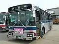 方向幕が「教習車」表示の復刻塗装車（2H055号車：京急ファインテック久里浜事業所にて、除籍済）