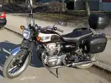 カワサキ・W650（1999年モデル、アップハンドル仕様）