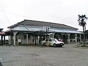 駅舎(2005年当時、九州新幹線高架建設以前)