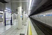リニューアル前の東西線ホーム（2015年5月29日）