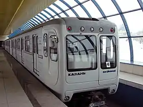 81-553.3/554.3/555.3形開業時に導入された車両。電気機器はチェコ・シュコダ製である。2024年現在は5編成が在籍する。