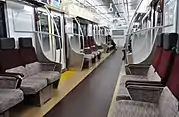 ロングシート時の車内