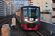 京王ライナー1号の運用に就く5000系（2018年2月24日 笹塚駅）