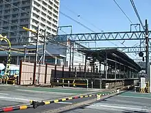 仮設の島式ホーム（2009年2月）
