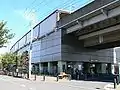 駅南側にある臨時口。京王閣競輪や調布市花火大会開催時に営業する(2007年10月12日)