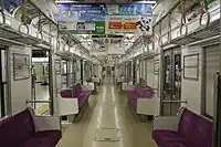 更新車 車内