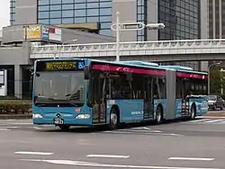 シーガル幕張(京成バスの連節バス)