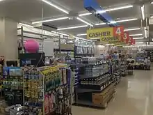 レジカウンター周辺（同店にて同日撮影）