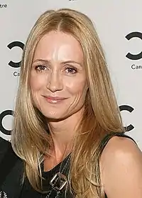 ケリー・ローワンKelly Rowan