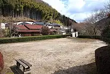 今朝平遺跡外観（足助町、2012年（平成24年）3月）