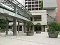 けやき坂テラス