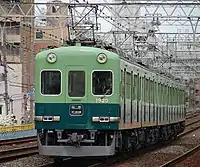 1900系千林駅にて