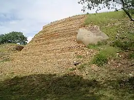 カミ遺跡の外壁