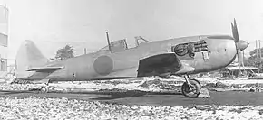 駐機中のキ87。機首の横に排気タービンが露出している
