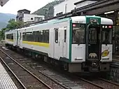 キハ110-237(陸羽東線・陸羽西線向け)(2007年8月16日 鳴子温泉駅)