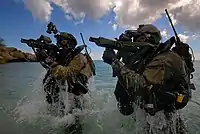 HK416を所持するオランダ海兵隊のフロッグマン